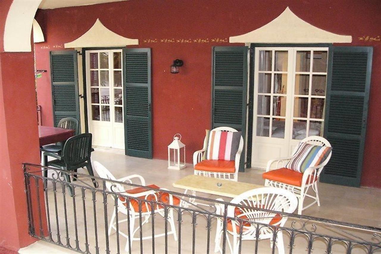 Teressa Apartments Dassia  Bagian luar foto